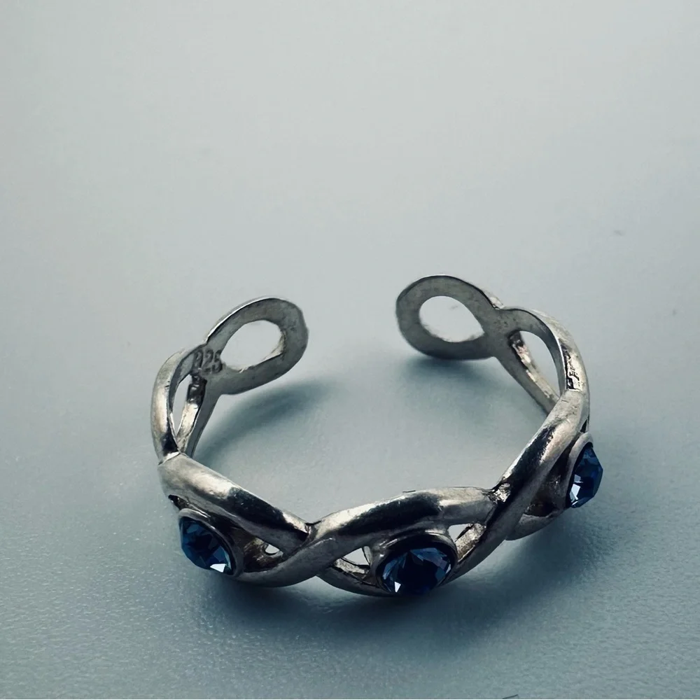 Sterling Silver Marked 925 Adjustable Toe Ring with Blue Stones